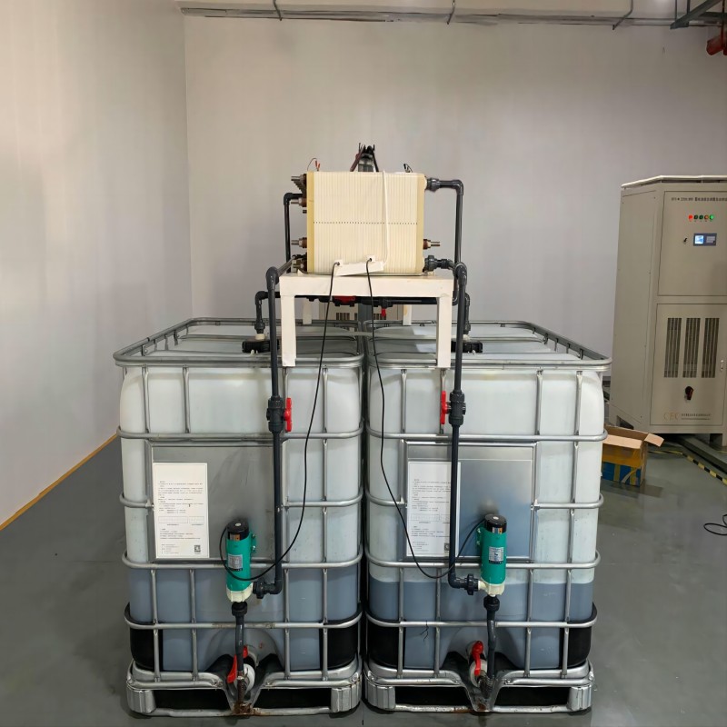 Kundenspezifischer 5-kW-Vanadium-Flow-Batteriepack mit Ionenaustauschmembran